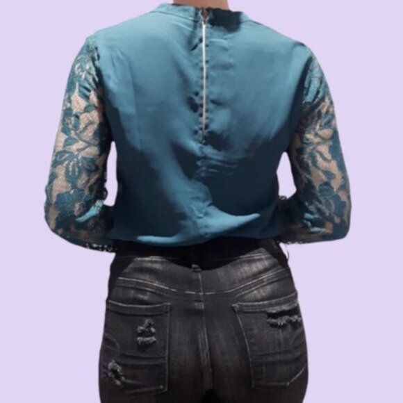 LULUMARI- NWOT- Frenchy Deep V Lace Green Bodysuit- Size S (Fits like M) - Picture 13 of 16